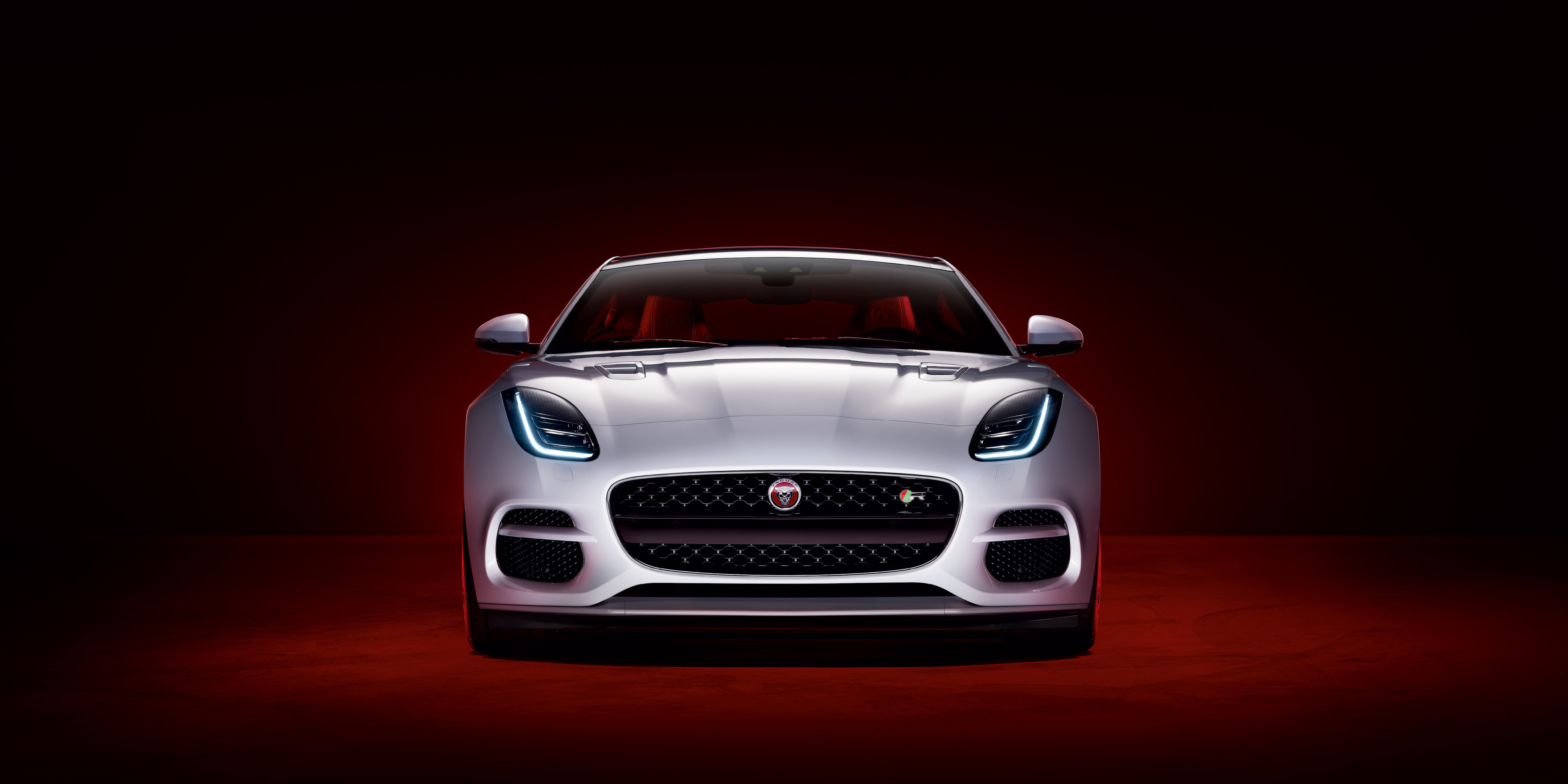 J_GL_RANGE_18_PRE_F-TYPE_FRONT_48sCAR