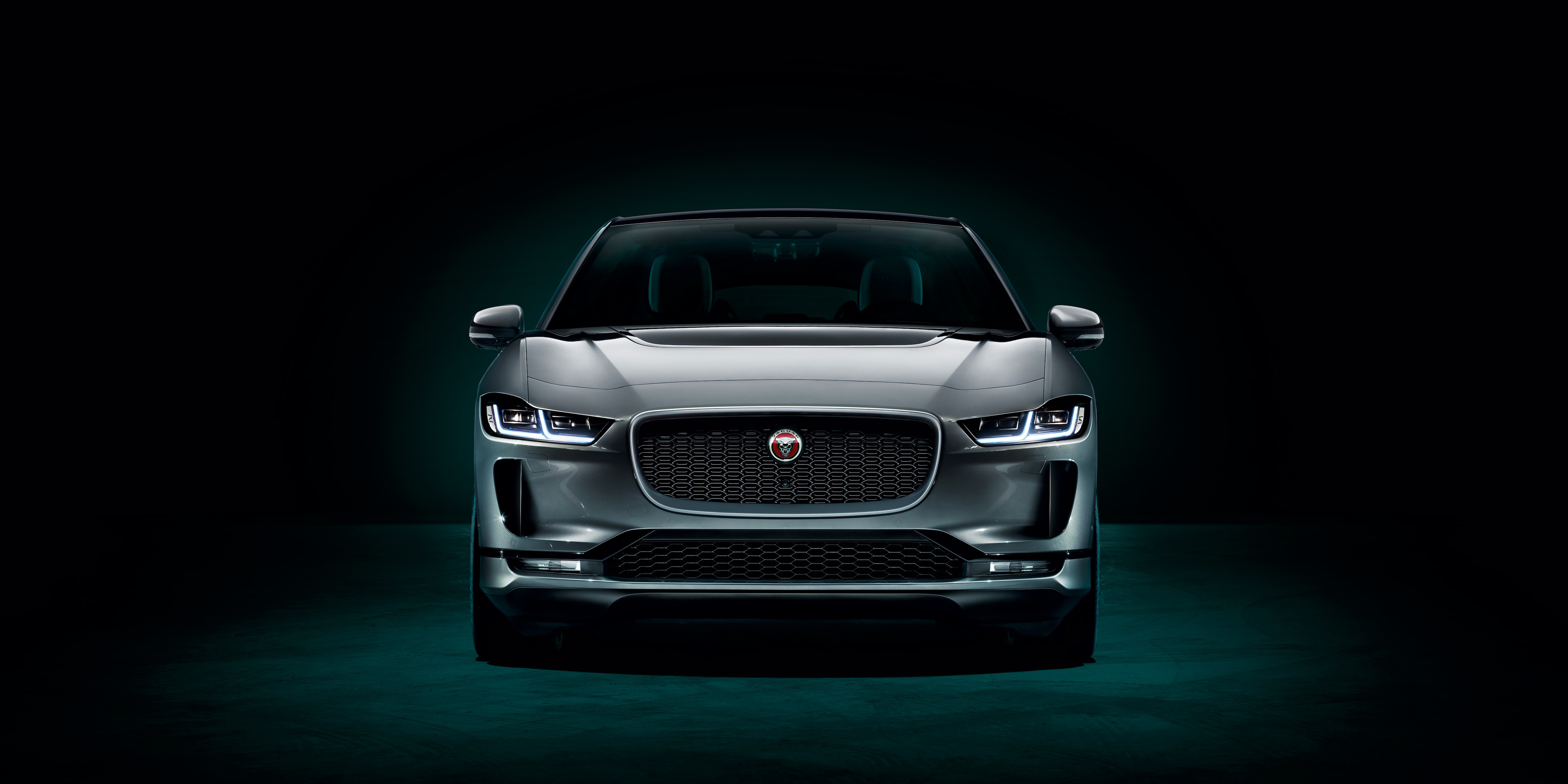 J_GL_RANGE_18_PRE_I-PACE_FRONT_48sCAR